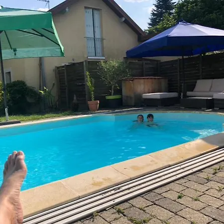 Holiday home Maison Independante 200 M Du Aix-les-Bains